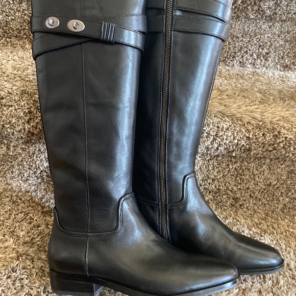 Coach Boot: Linette - Picture 1 of 5